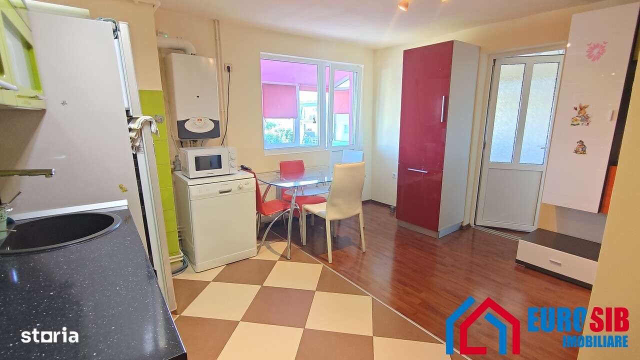Apartament cu 3 dormitoare in Sibiu zona Ciresica-1