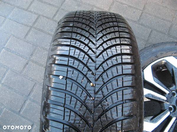 OPONA GOODYEAR VECTOR 4 SEASONS 205/60 R16 7,8mm - 2