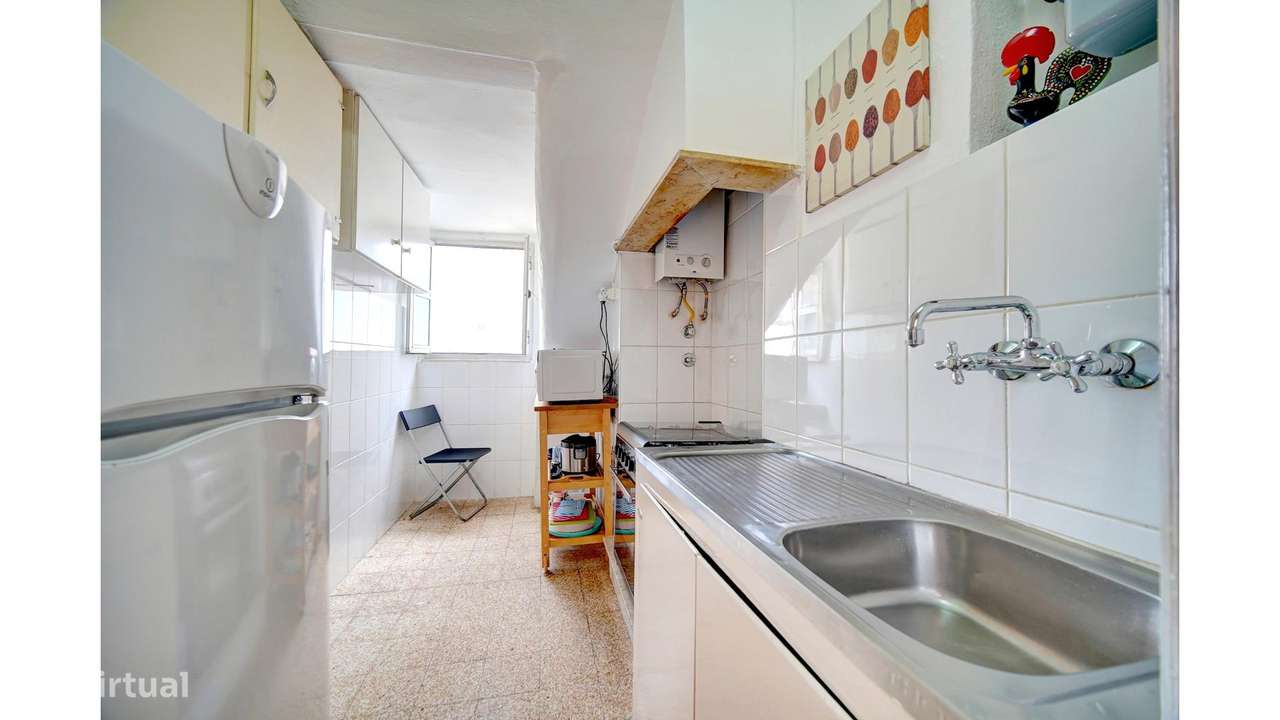 Apartamento T2 em Lisboa-16