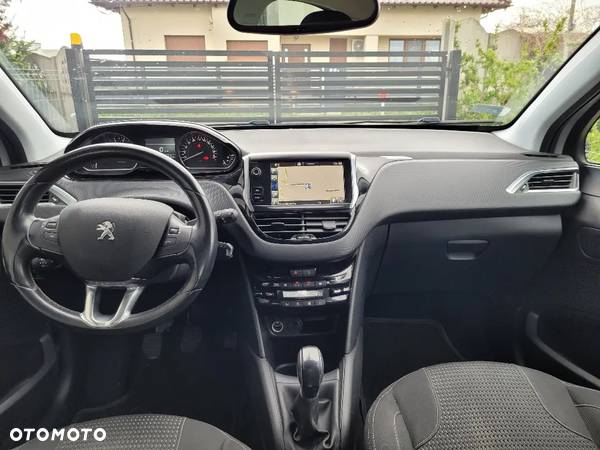 Peugeot 208 1.2 PureTech Allure - 9