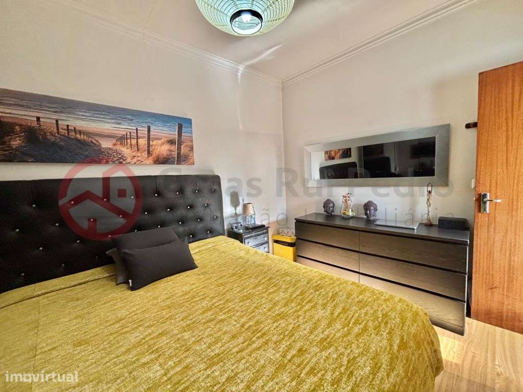 Moradia T2 com anexo, zona de lazer, na Charneca da Caparica-17