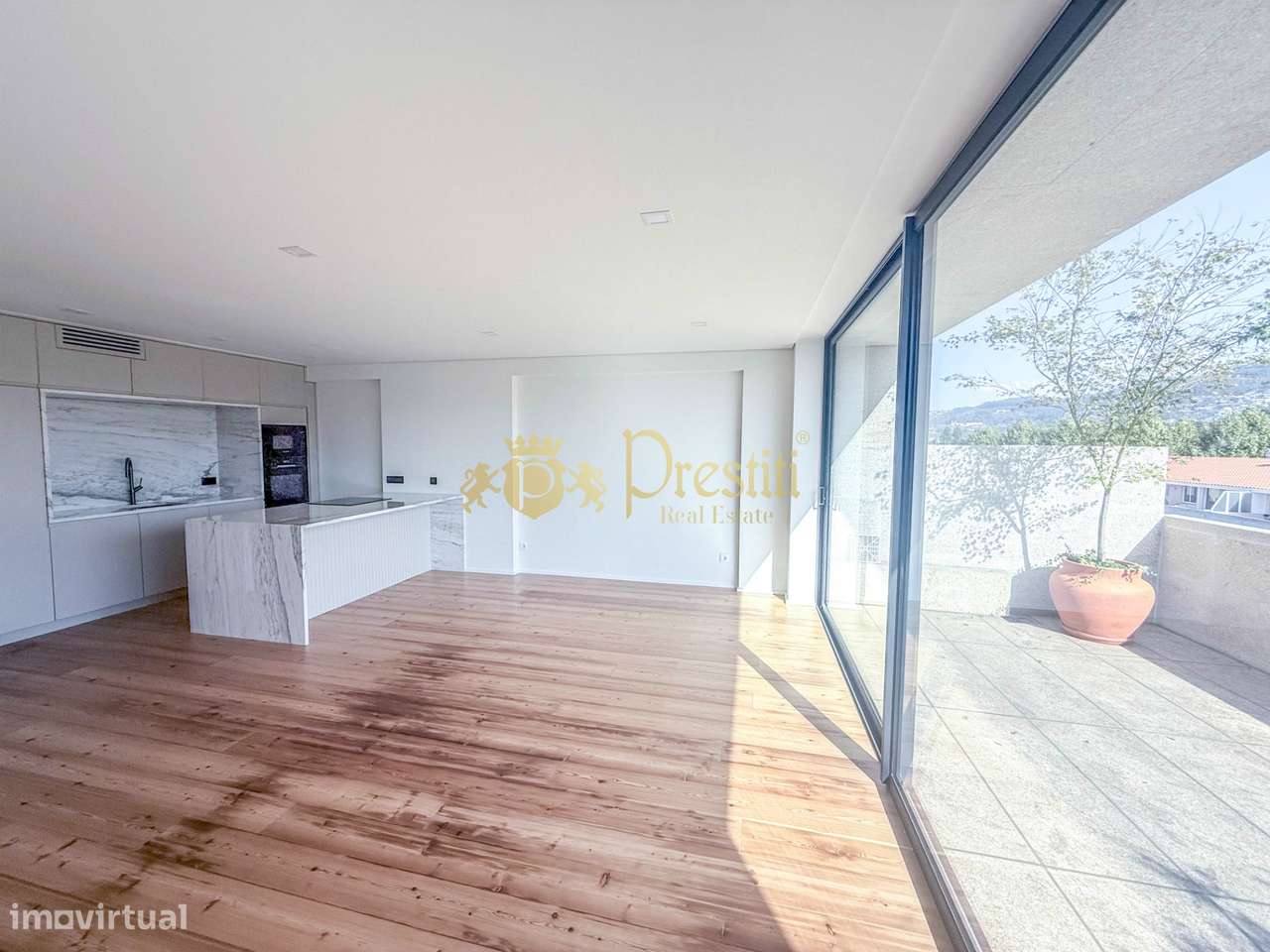 Apartamento T2 com vista sobre a Penha - Grande imagem: 5/26