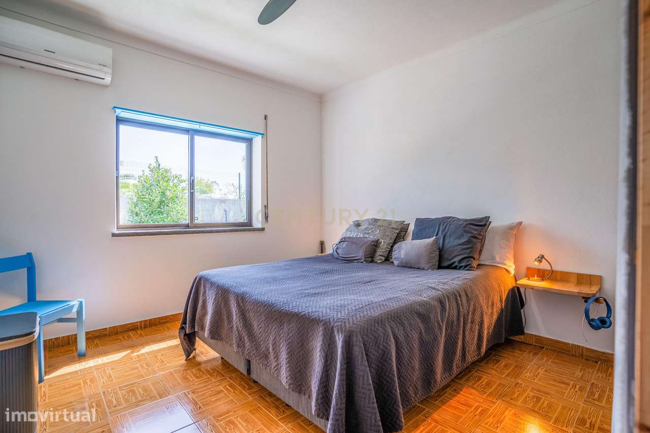 Moradia T3 localizada no Carvalhal, Bombarral-19