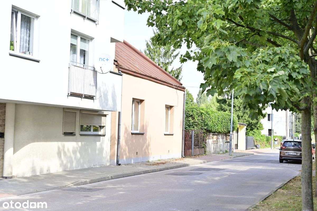 Na sprzedaż dom przy ul. Byczyńskiej, Warszawa-5