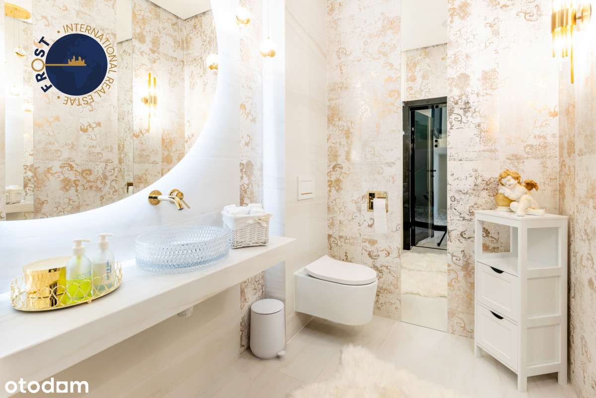 Luksusowa nowoczesna willa  z wewnętrznym basenem-6