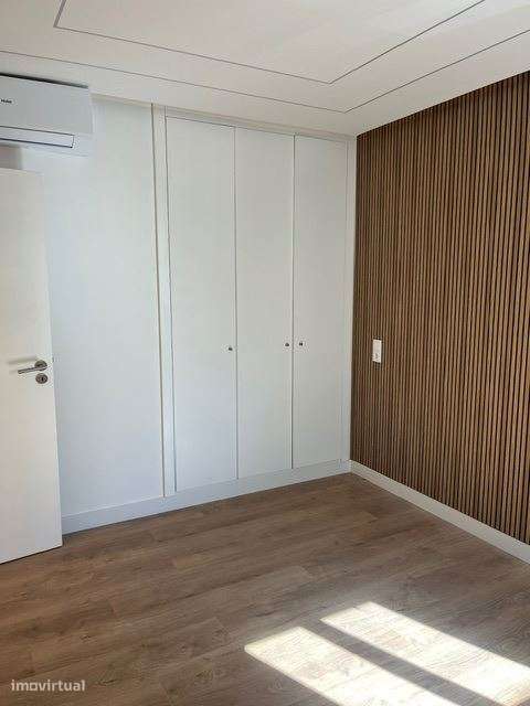 Apartamento, recuperado, para venda, Loulé - Quarteira-9