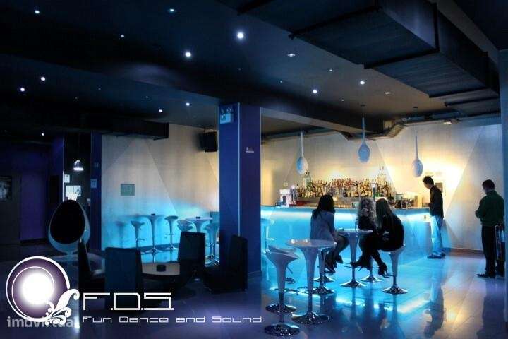 Espaço Multiusos Localizado na Ericeira-13
