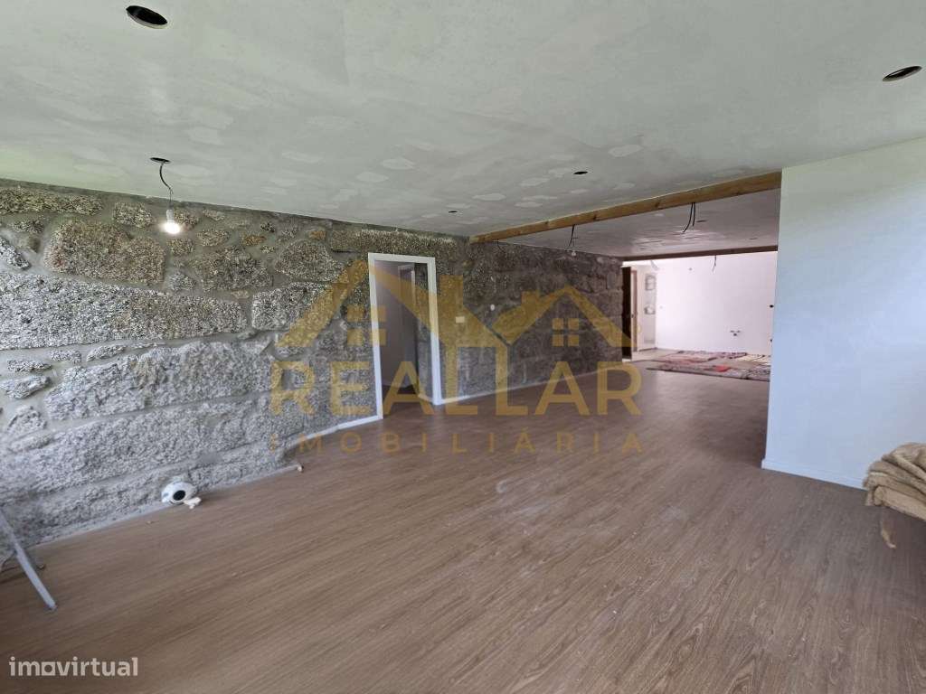 Moradia de Sonho em Fase Final de Remodelação - Arcos de Valdevez-12