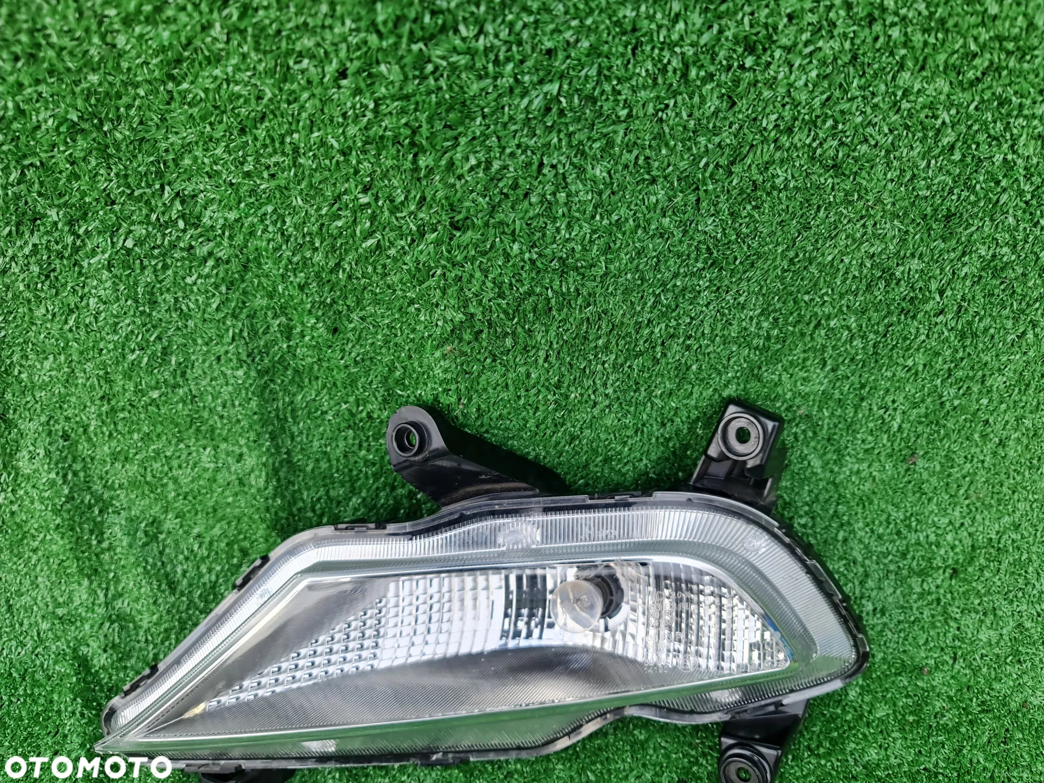 Lampa przeciwmgielna Halogen lewy Hyundai i20 II 14- - 2