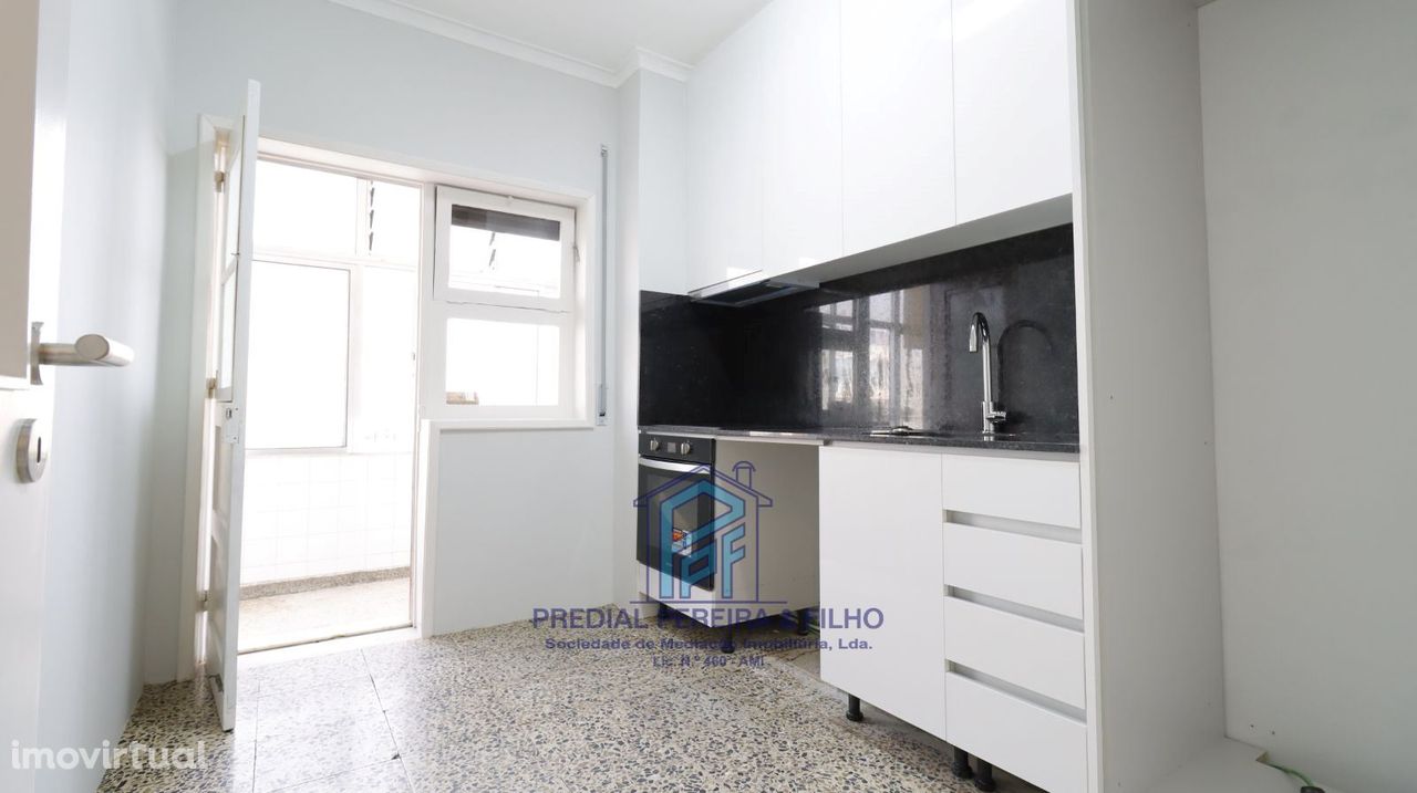 Apartamento T3  - Rio Tinto / Próx. Metro Carreira