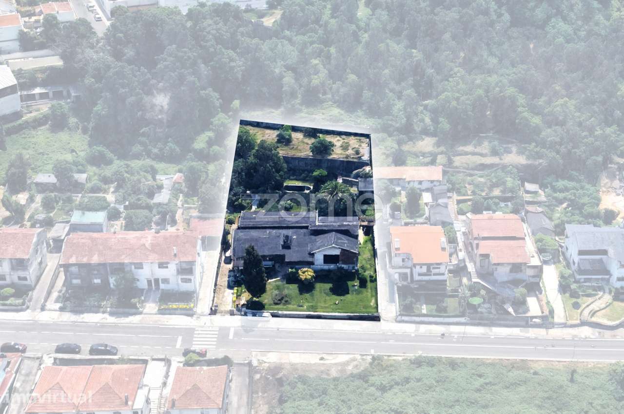 Moradia T5 com Lote de 1680m2 em Valbom - Grande imagem: 3/60