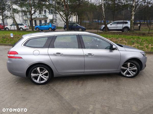 Peugeot 308 SW BlueHDi 150 EAT6 Stop & Start Allure - 8