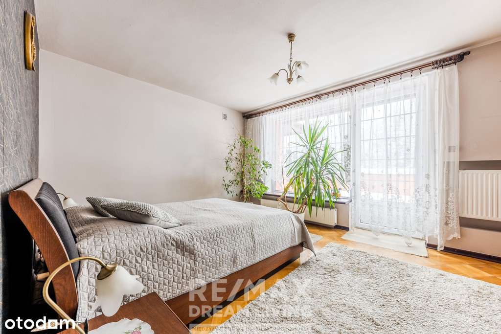 Przestronny dom  320 m² na dużej działce 3000 m²-12