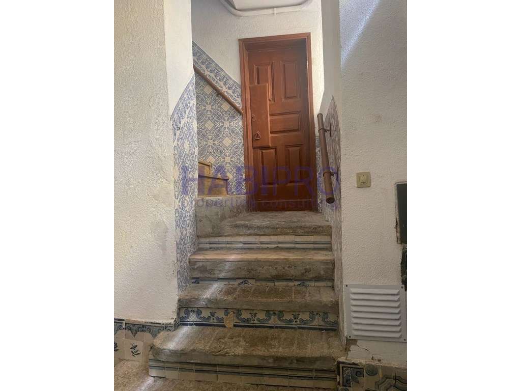 Santa Catarina apartamento T3 com terraço de 36 m2-9
