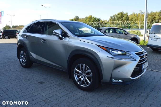 Lexus NX - 7