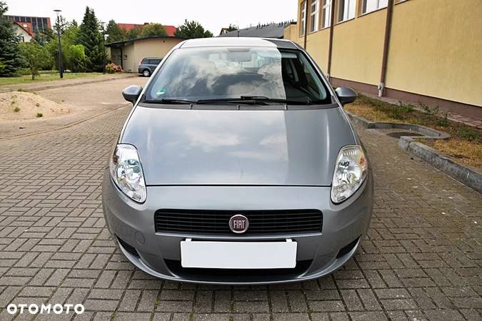 Fiat Grande Punto - 5