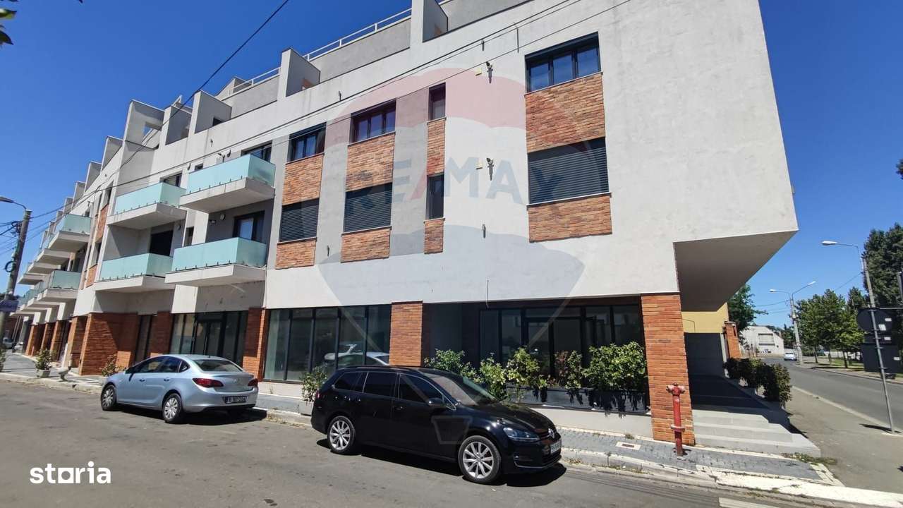 De inchiriat apartament 3 camere lux  etaj 1 zona podul Centenar - Imagine principală: 3/20