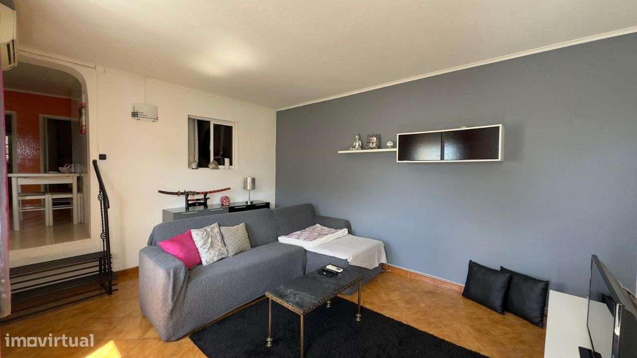 Moradia T3 + anexoT3 + sótão - 195 m2 - Abóboda - São Domingos de Rana-19