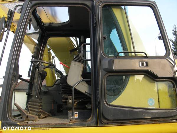 Komatsu PW170ES-6K 8200h 2003 koparka kołowa z Niemiec - 32