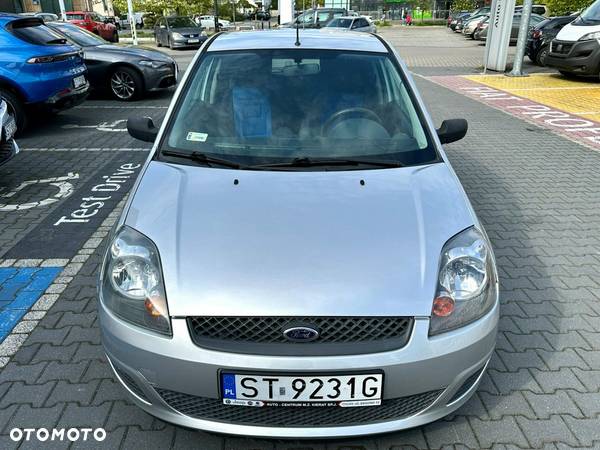 Ford Fiesta - 5