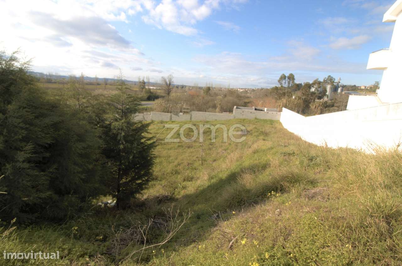 Terreno Urbano c/ 330 m2 | S. Silvestre - Grande imagem: 3/15