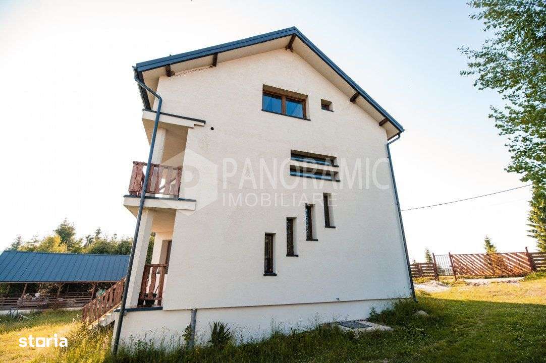 Cabana Pensiune Duplex finisat cu vedere panoramica spre Lacul Belis - Imagine principală: 4/19
