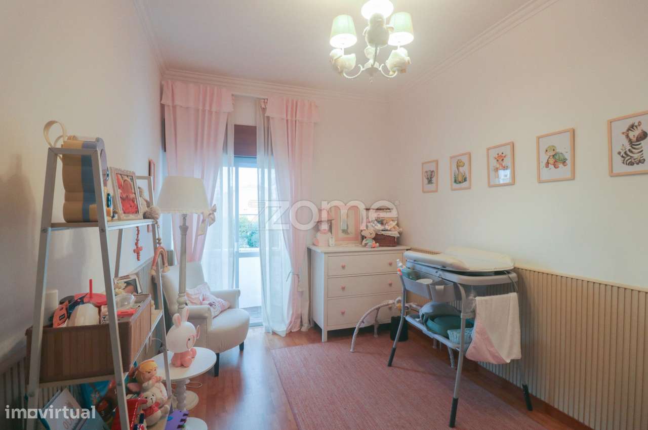 Apartamento T2 em Mem-Martins renovado - Grande imagem: 4/24