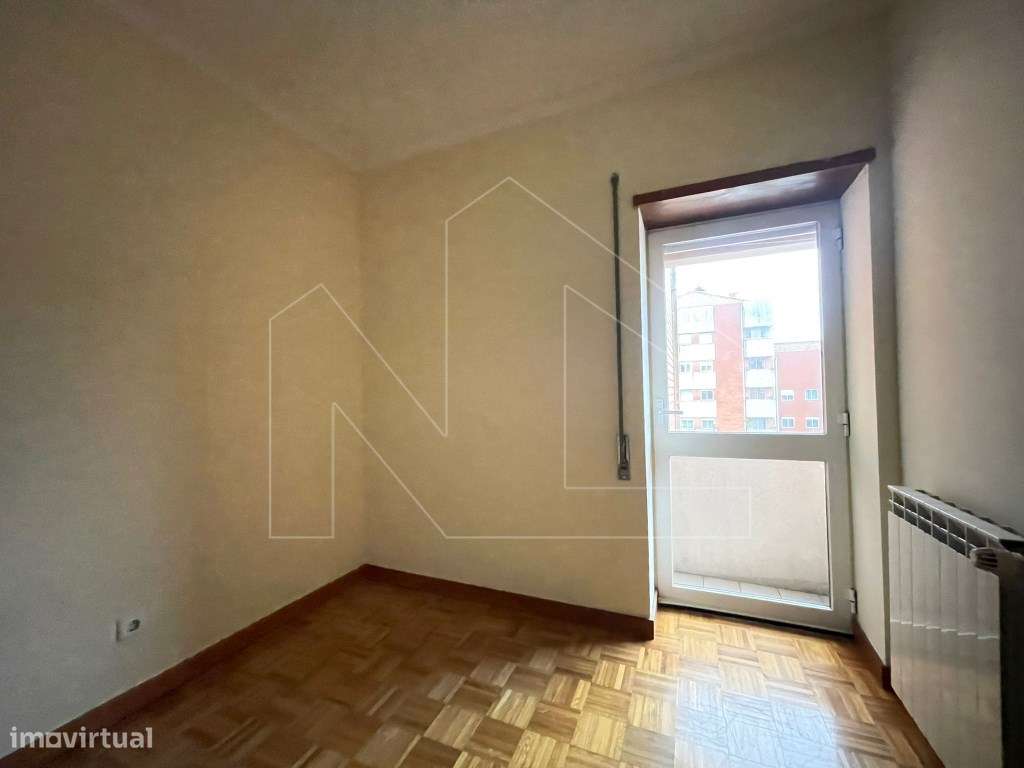 Apartamento T3 em Esgueira - Conforto, Espaço e Excelente Localização-9