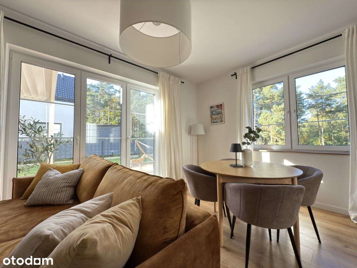 Dom z dużym ogrodem przy lesie-1