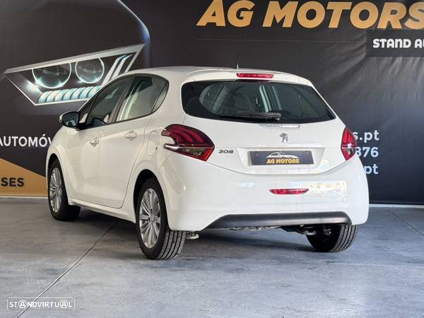 Peugeot 208 1.2 PureTech Allure - 19