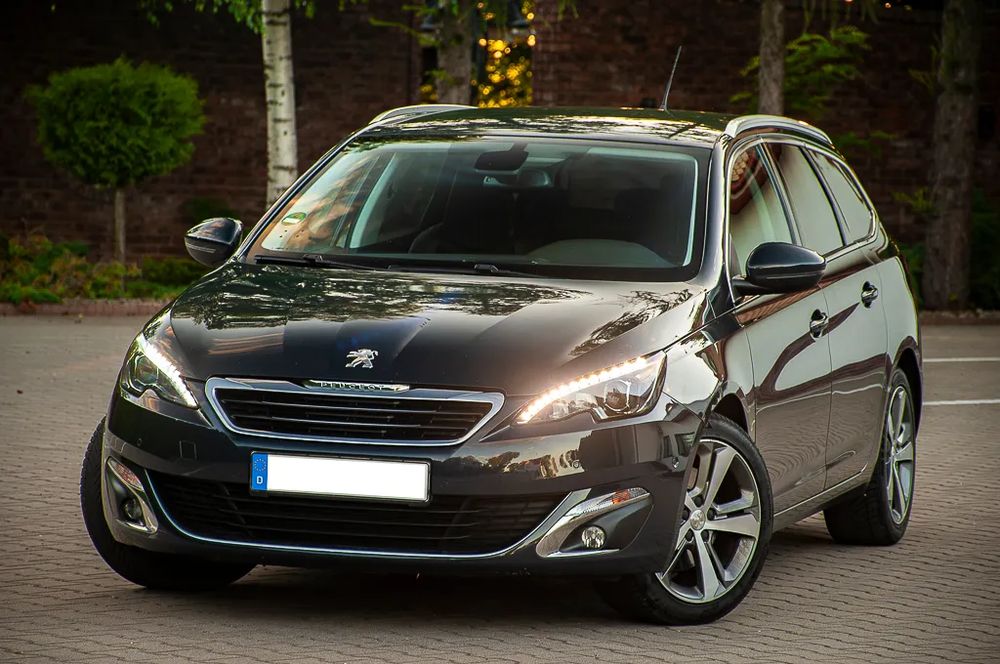 Peugeot 308 T9 BlueHDi FAP 150 EAT6 Stop & Start Allure 2017