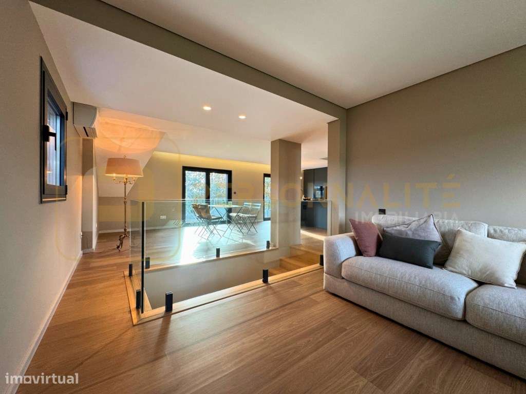 Apartamento T3 - Luxo e Tranquilidade - Grande imagem: 4/17