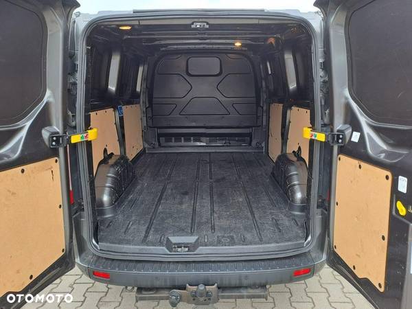 Ford Transit Custom - 13