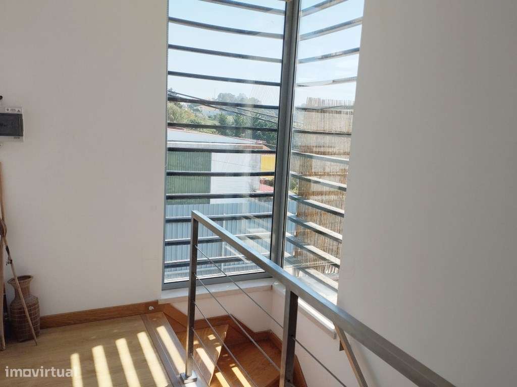 EXCLUSIVO | Excelente Moradia T3 em Castelo (Sesimbra)-12