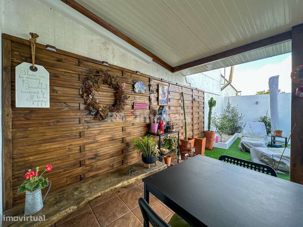 Casa do Escritor - O seu refúgio na localidade da Azinhaga - Grande imagem: 5/50