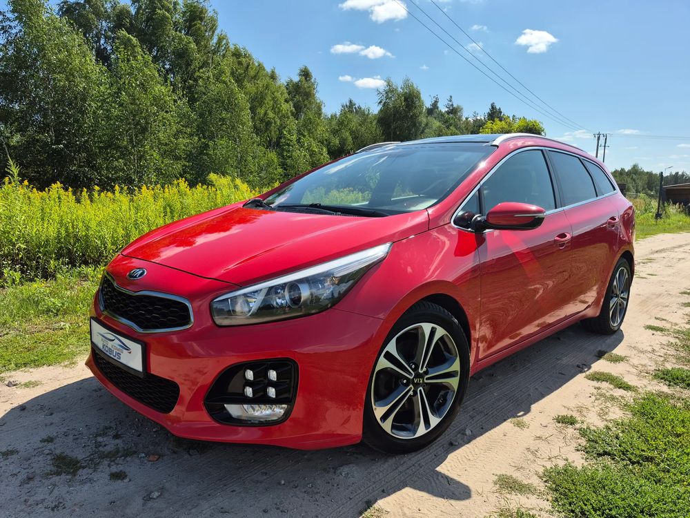 Kia Ceed II (2012-) 1.6 CRDi 136 ISG GT Line 2015