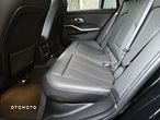 BMW Seria 3 320d Touring xDrive Luxury Line - 14