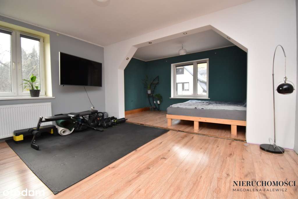 Hit! Urokliwy dom z potencjałem u podnóża gór!-11