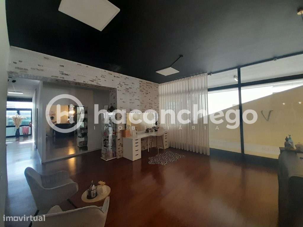 Loja  Arrendamento em Barcelos, Vila Boa e Vila Frescainha (São Martin - Grande imagem: 4/5