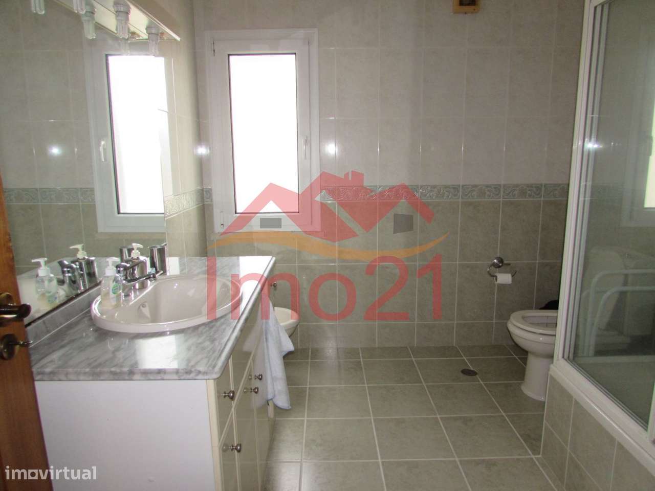 Moradia T4 com Piscina Vagueira-25