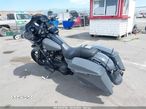 Harley-Davidson Touring Road Glide - 3