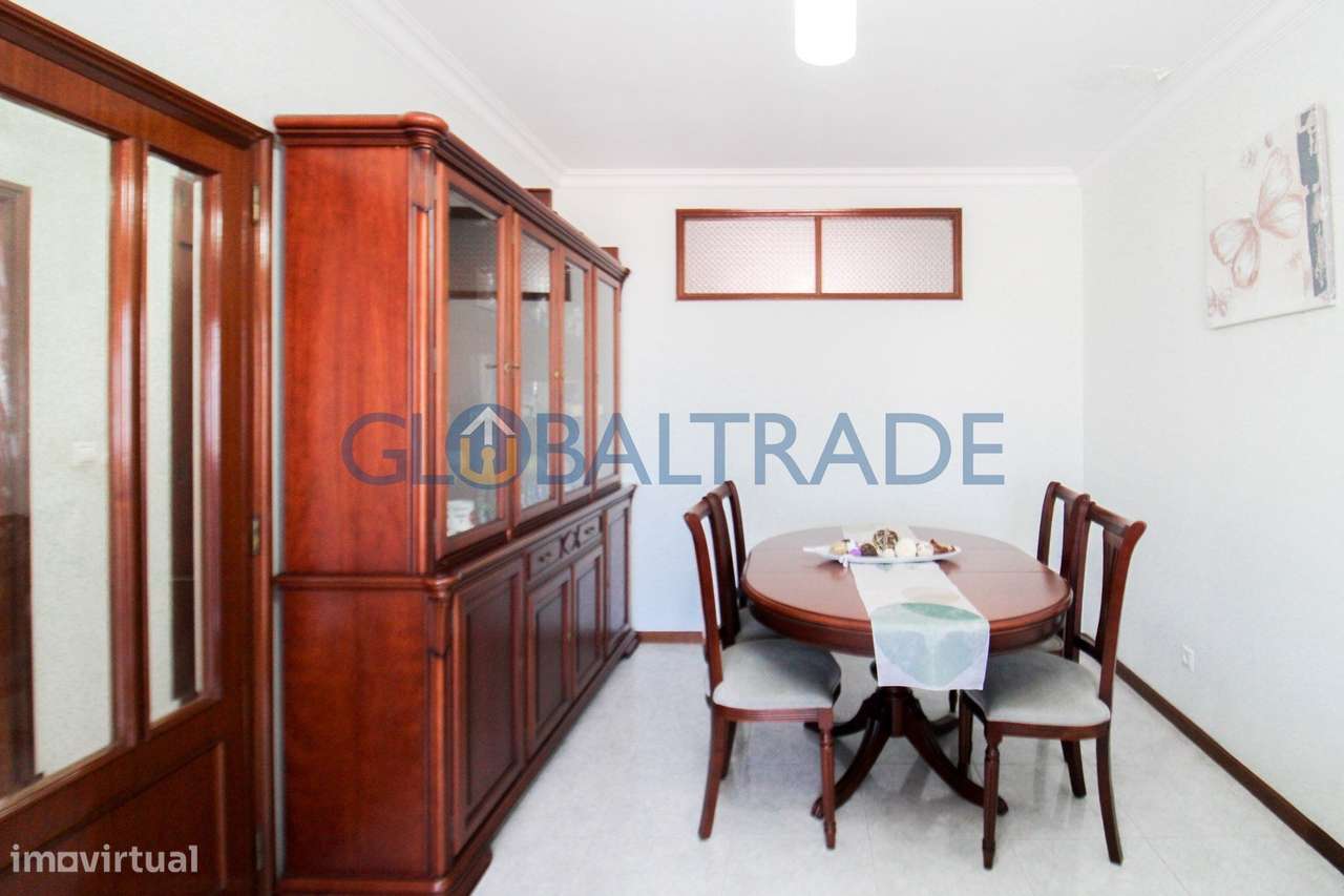 Apartamento T2+1 ao centro de Gondomar-6