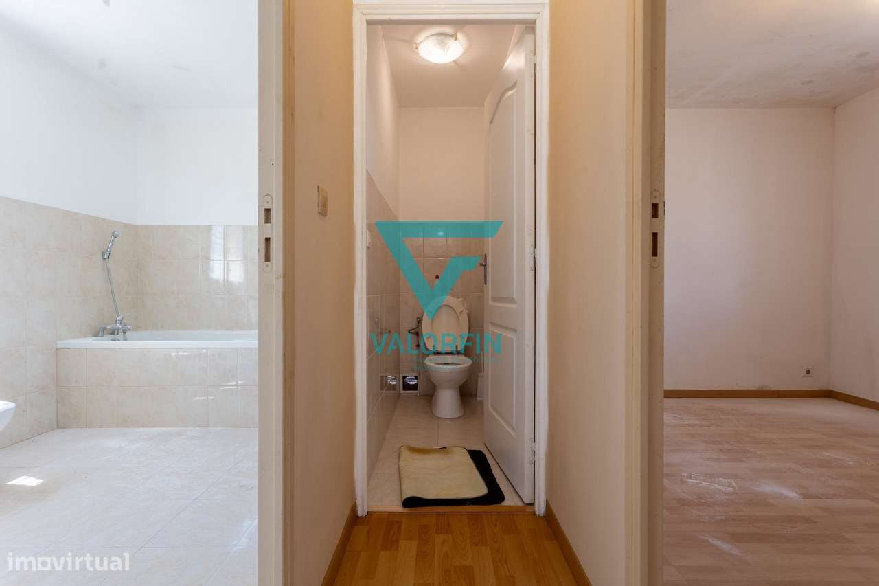 Moradia T5 c/ 1818 m² de Terreno - CAXARIAS / OURÉM-13