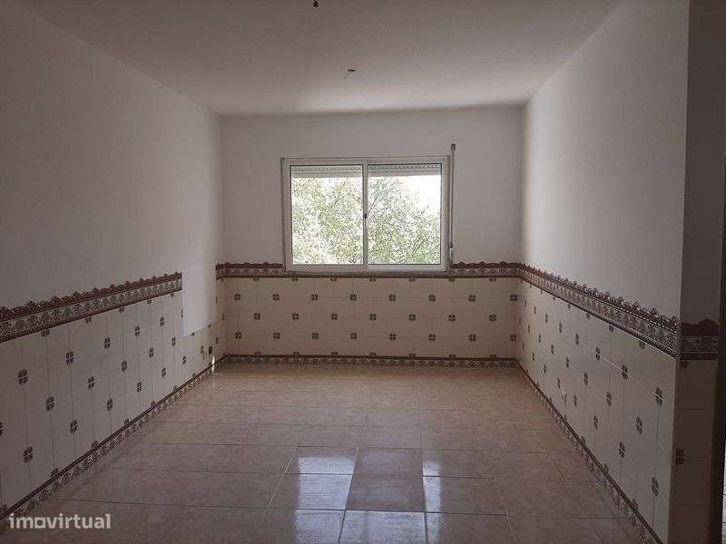 Apartamento T3 em Santo António da Charneca - Grande imagem: 5/15