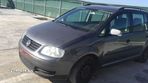 Dezmembram Volkswagen Touran 1.9 tdi,6 trepte,an fabr. 2006 - 3