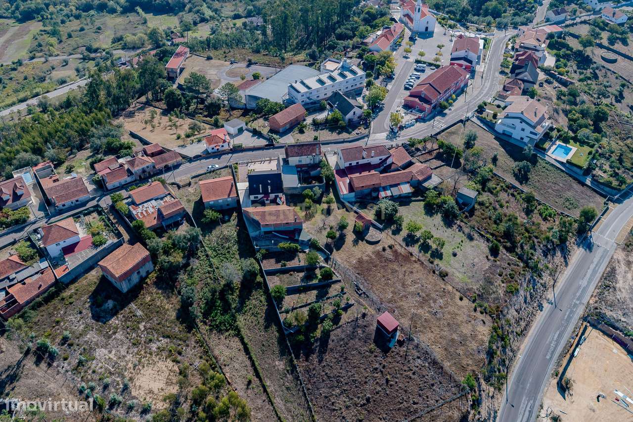 Moradia T5 em Memória – Colmeias-49
