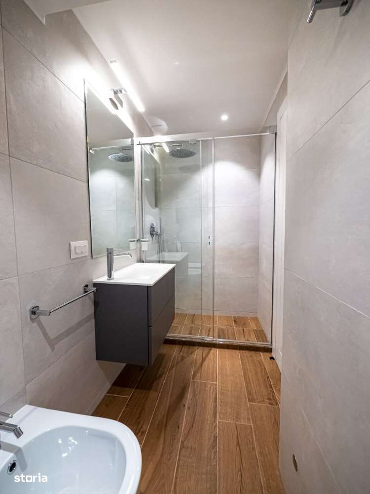 Vanzare - O proprietate magnifica cu gradina in Cartierul Francez-14