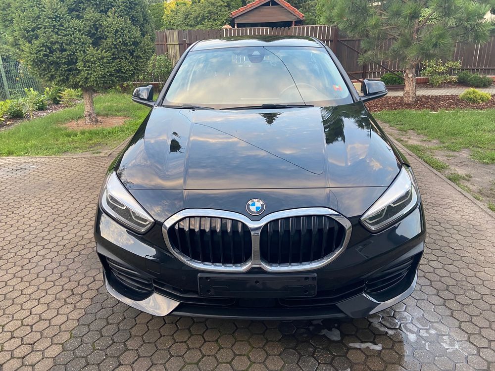 BMW 1 Series F40 (2019-) 118d Sport Line Shadow 2021