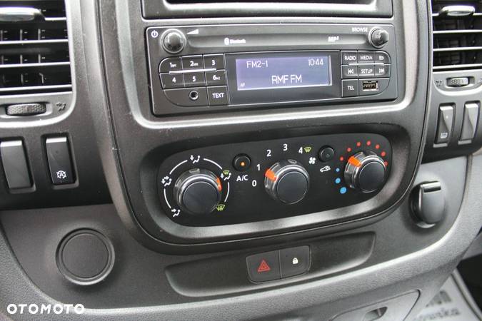 Renault Trafic - 11