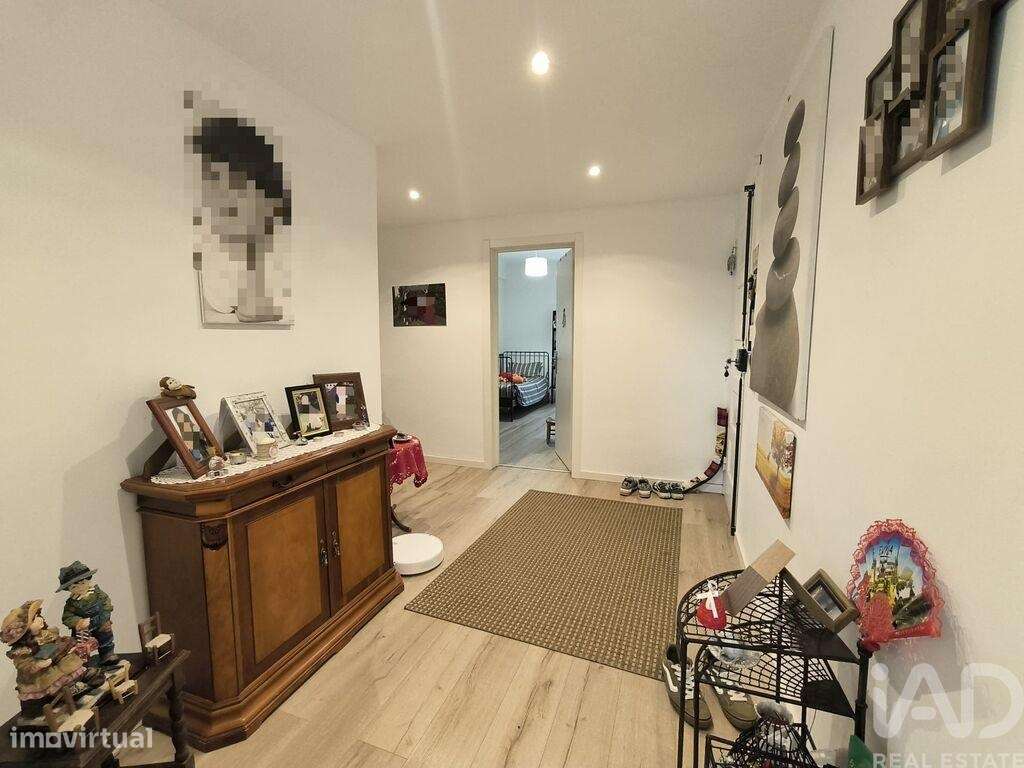 Apartamento T3 em Queluz e Belas de 106,72 m2 - Grande imagem: 3/18